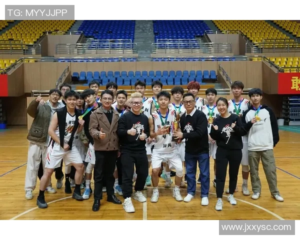 赛后分析：成都篮球队与杭州篮球队的比赛节奏与战术对比探讨