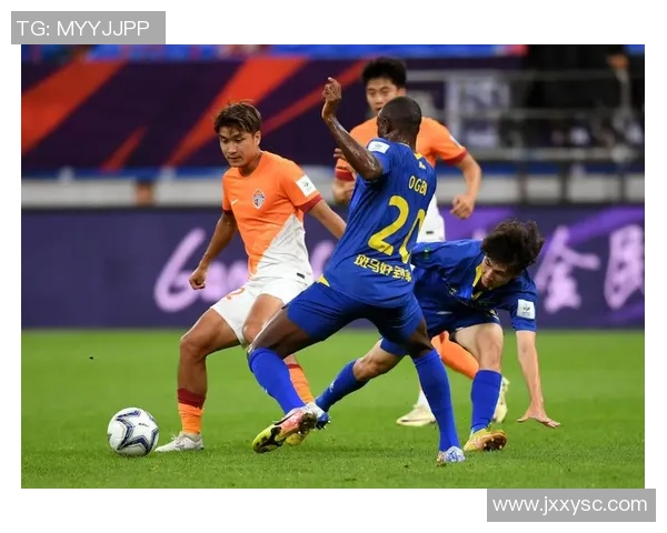 赛后分析：上海足球队与南京足球队实力对比及比赛亮点回顾