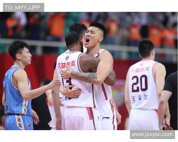 赛后复盘:广州篮球队与北京篮球队技术对决的精彩分析与总结 赛后复盘:广州篮球队与北京篮球队技术对决的精彩分析与总结