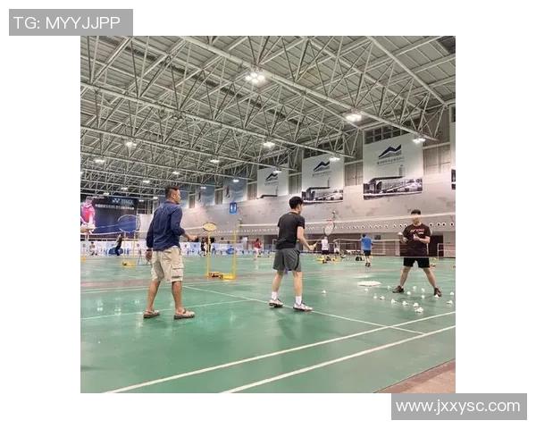 重庆羽毛球队实力分析与发展潜力探讨助力羽毛球运动新高峰