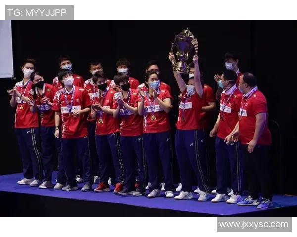 重庆羽毛球队与西安羽毛球队赛后复盘分析力量对比与战术探讨