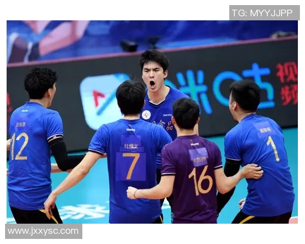 武汉排球队与南京排球队的赛后复盘分析团队协作的成功与不足之处