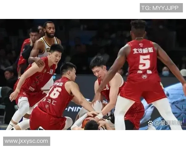 赛后分析：广州篮球队与上海篮球队的耐力较量与战术对决