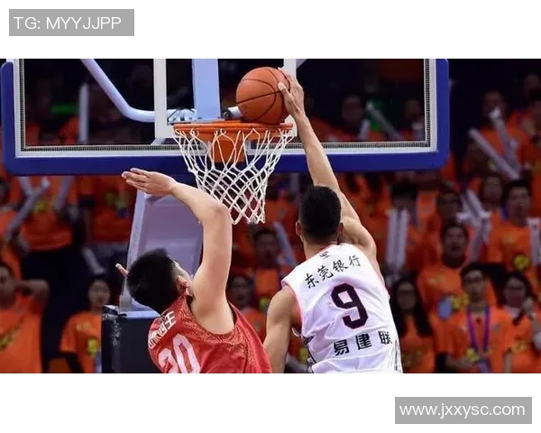 重庆篮球队强势领跑全国锦标赛积分榜积分达到70分引发关注 重庆篮球队强势领跑全国锦标赛积分榜积分达到70分引发关注